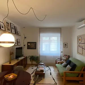  Appartamento Salasco 20 - Bocconi Porta Romana Stylish Apt!